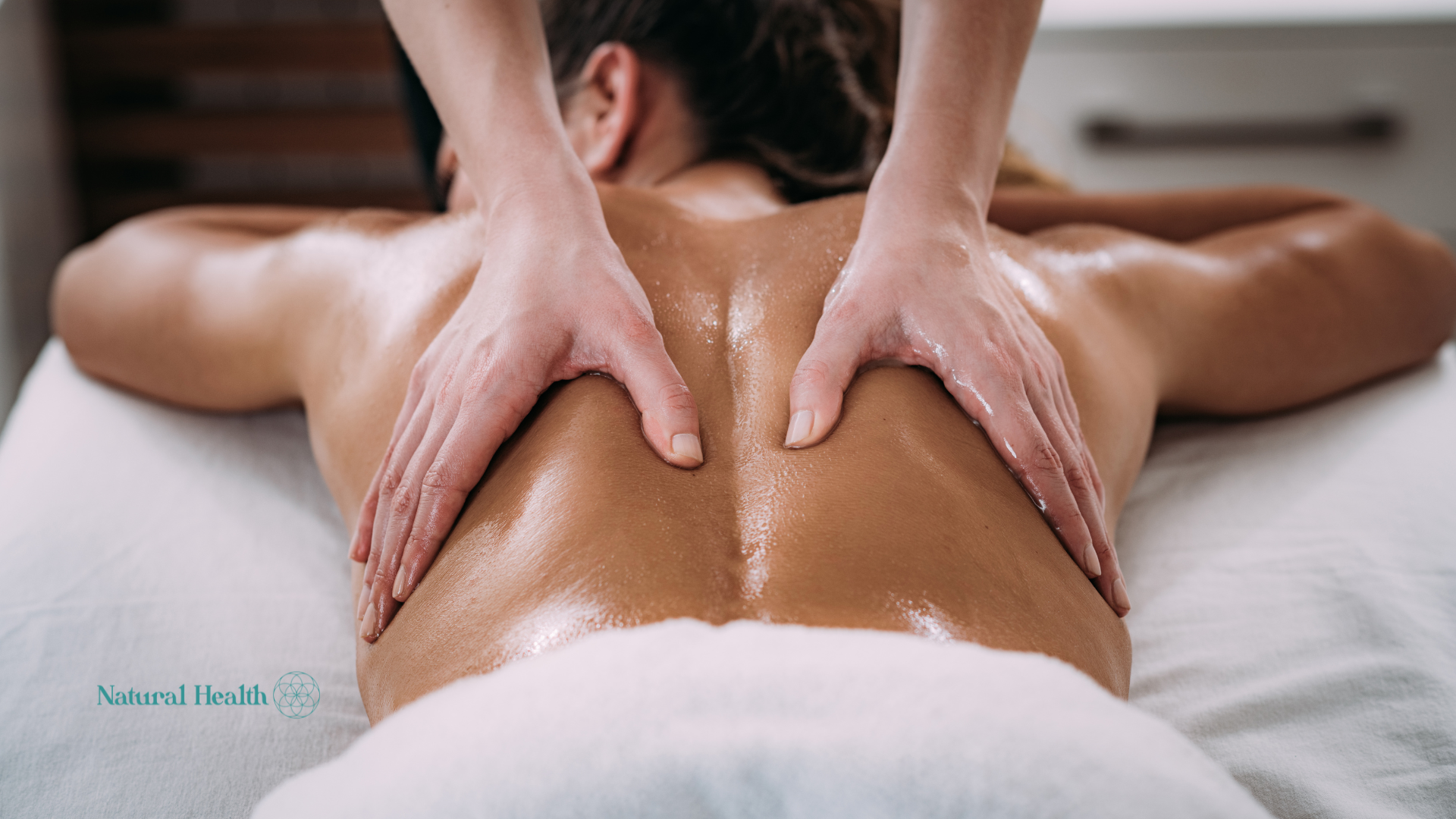 Relaxáló masszázskezelés természetgyógyász stúdiónkban